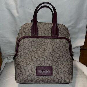 Calvin Klein Women's Tan and Burgundy Bag